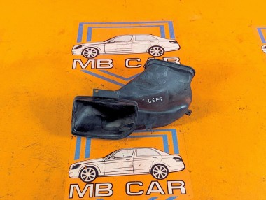 Воздухозаборник MERCEDES-BENZ Vito W638 (1996 - 2003) 108 2.3 CDI MT (79 л.с.) &mdash; Разборка Мерседес
