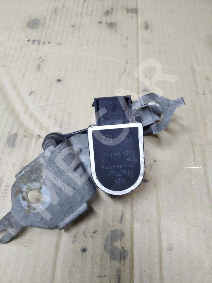 Датчик уровня пола MERCEDES-BENZ C-класс AMG W205/S205/C205/A205 (2014 - 2018) фото 1 — Разборка Мерседес