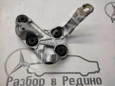 Кронштейн блока ABS MERCEDES-BENZ C-класс W205/S205/C205/A205 (2014 - 2018) — Разборка Мерседес