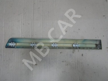 Молдинг двери MERCEDES-BENZ E-класс W210/S210 (1995 - 1999) — Разборка Мерседес