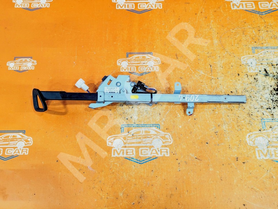 Подаватель ремня MERCEDES-BENZ CLK-класс C209/W209 (2002 - 2005) фото 1 — Разборка Мерседес