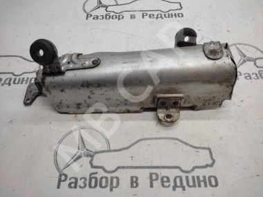 Кронштейн корпуса воздушного фильтра MERCEDES-BENZ M-класс W164 (2005 - 2008) — Разборка Мерседес