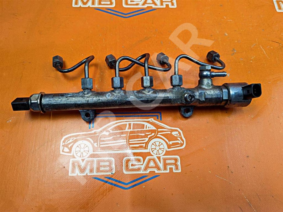 Рампа топливная MERCEDES-BENZ Sprinter W907/910 (2018 - 2025) фото 1 &mdash; Разборка Мерседес