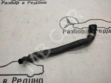 Патрубок ОЖ MERCEDES-BENZ CLS-класс C219 (2004 - 2008) — Разборка Мерседес