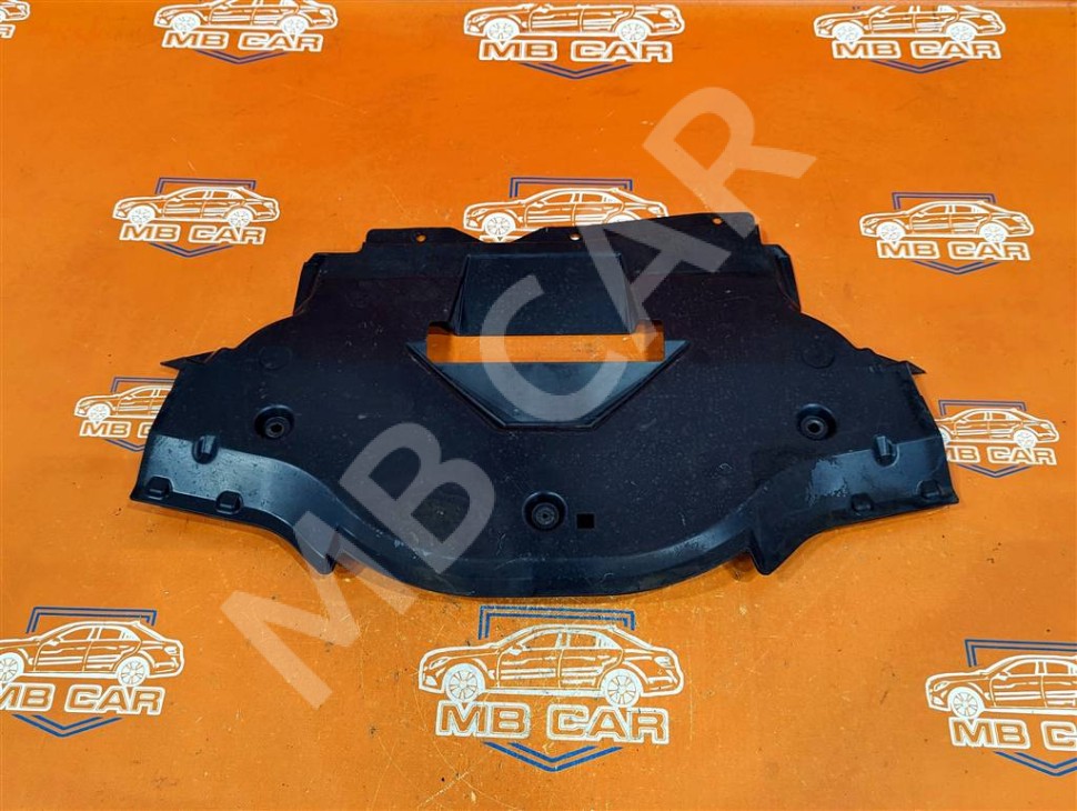 Защита двигателя MERCEDES-BENZ X-класс I (2017 - 2020) фото 1 &mdash; Разборка Мерседес