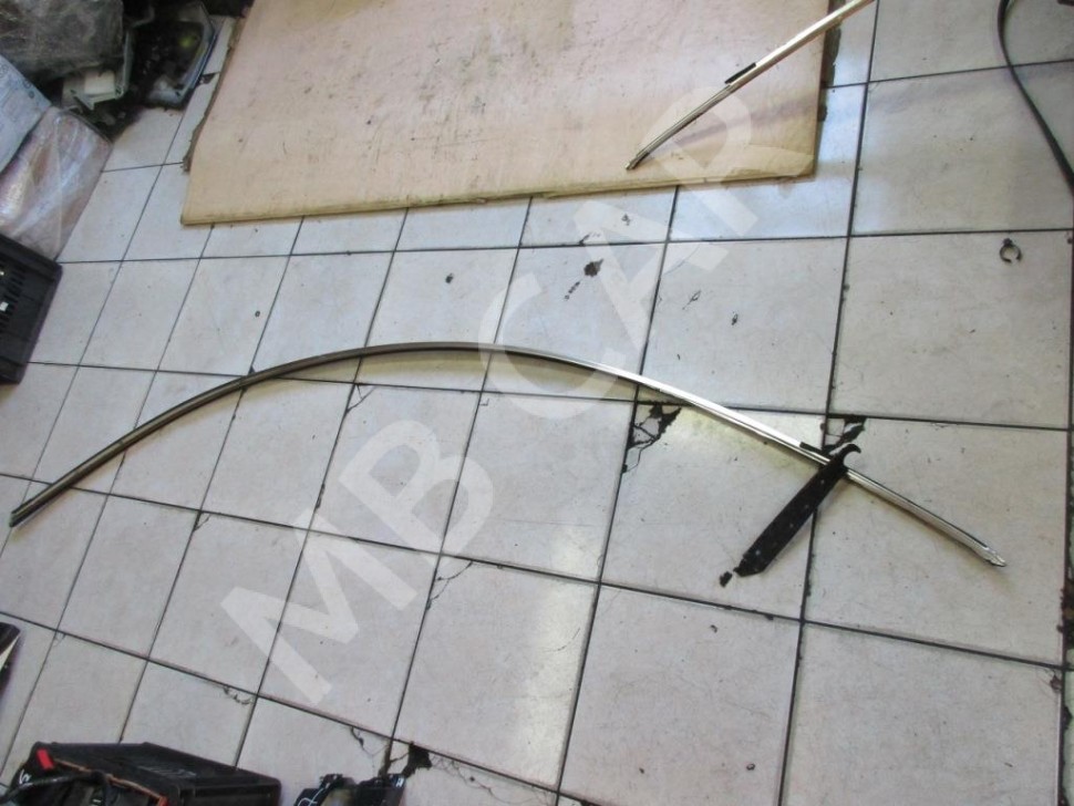 Молдинг крыши MERCEDES-BENZ CL-класс AMG C216 рестайлинг (2010 - 2014) фото 1 &mdash; Разборка Мерседес