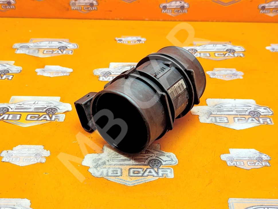 Расходомер MERCEDES-BENZ S-класс W220 (1998 - 2005) фото 1 &mdash; Разборка Мерседес