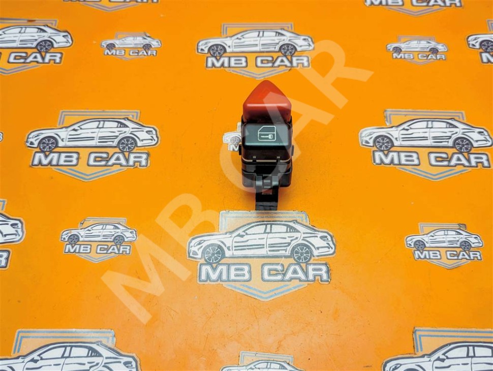 Кнопка аварийной сигнализации MERCEDES-BENZ A-класс W168 (1997 - 2001) фото 1 — Разборка Мерседес