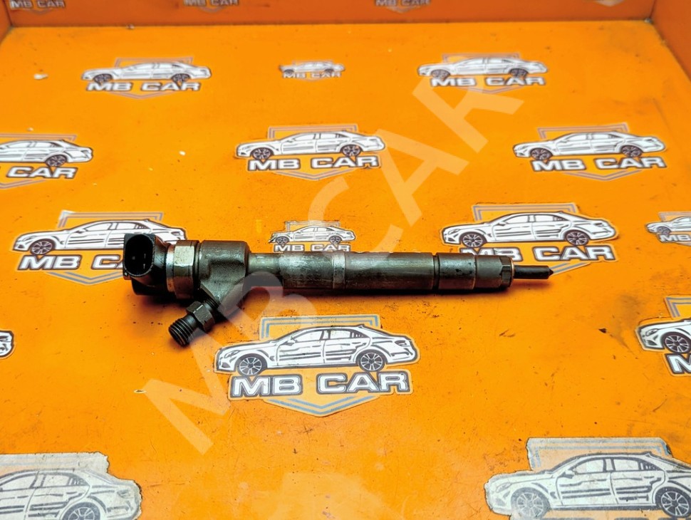 Форсунка ДИЗЕЛЬ MERCEDES-BENZ V-класс W639 (2003 - 2014) фото 1 &mdash; Разборка Мерседес