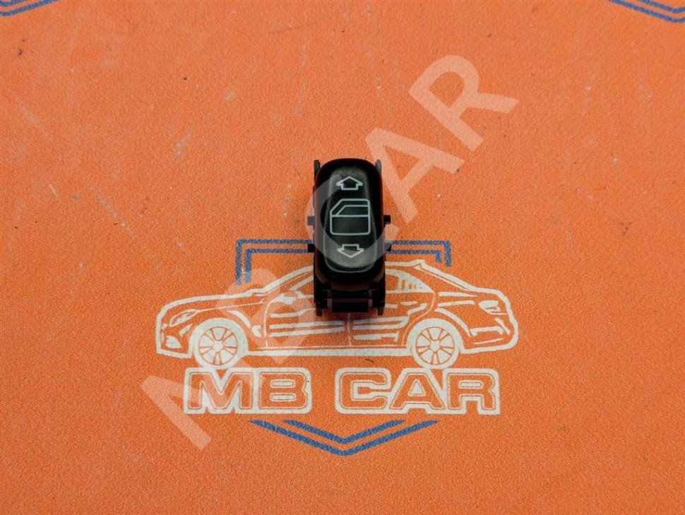 Кнопка стеклоподъемников MERCEDES-BENZ CL-класс C215 (1999 - 2002) фото 1 — Разборка Мерседес