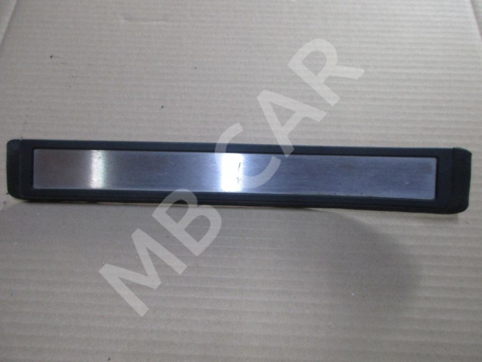 Накладка порога внутренняя MERCEDES-BENZ E-класс W211/S211 (2002 - 2006) фото 1 — Разборка Мерседес