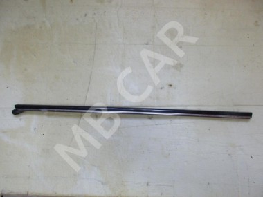 Молдинг стекла двери MERCEDES-BENZ CLK-класс C209/W209 (2002 - 2005) — Разборка Мерседес