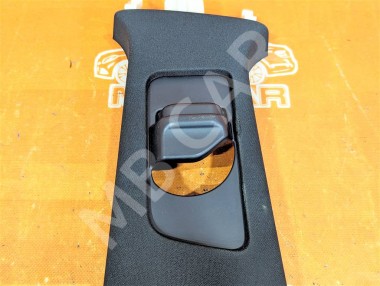 Накладка средней стойки MERCEDES-BENZ GLE-класс Coupe C292 (2015 - 2019) — Разборка Мерседес