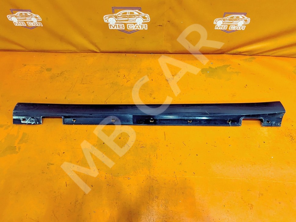 Порог пластиковый левый MERCEDES-BENZ E-класс W212/S212/C207/A207 (2009 - 2013) фото 1 &mdash; Разборка Мерседес