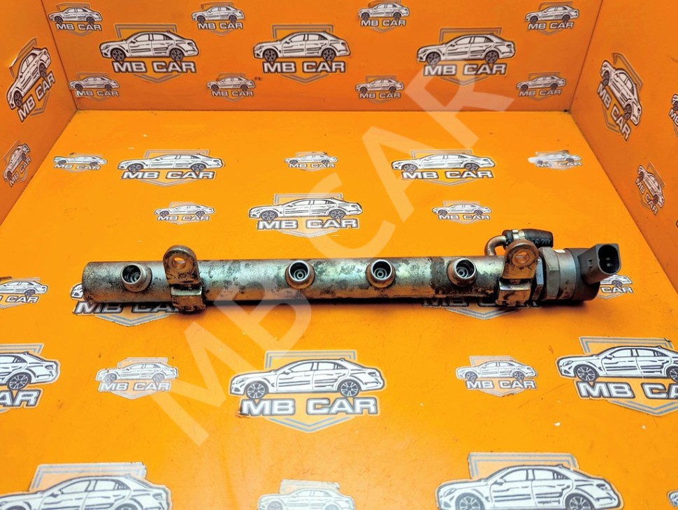 Регулятор давления топлива MERCEDES-BENZ R-класс W251 рестайлинг 2 (2010 - 2017) фото 1 — Разборка Мерседес