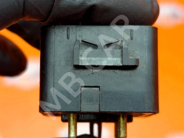 Кнопка регулировки зеркал MERCEDES-BENZ W124 W124/S124/C124/A124 (1984 - 1993) — Разборка Мерседес