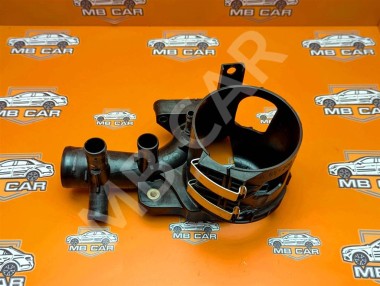 Кронштейн топливного фильтра MERCEDES-BENZ E-класс W212/S212/C207/A207 (2009 - 2013) — Разборка Мерседес