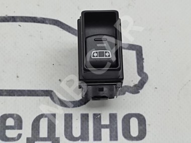 Кнопка стеклоподъемников MERCEDES-BENZ X-класс I (2017 - 2020) — Разборка Мерседес