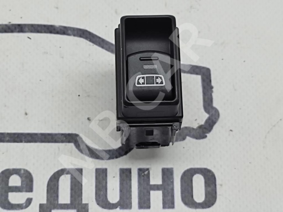 Кнопка стеклоподъемников MERCEDES-BENZ X-класс I (2017 - 2020) фото 1 &mdash; Разборка Мерседес