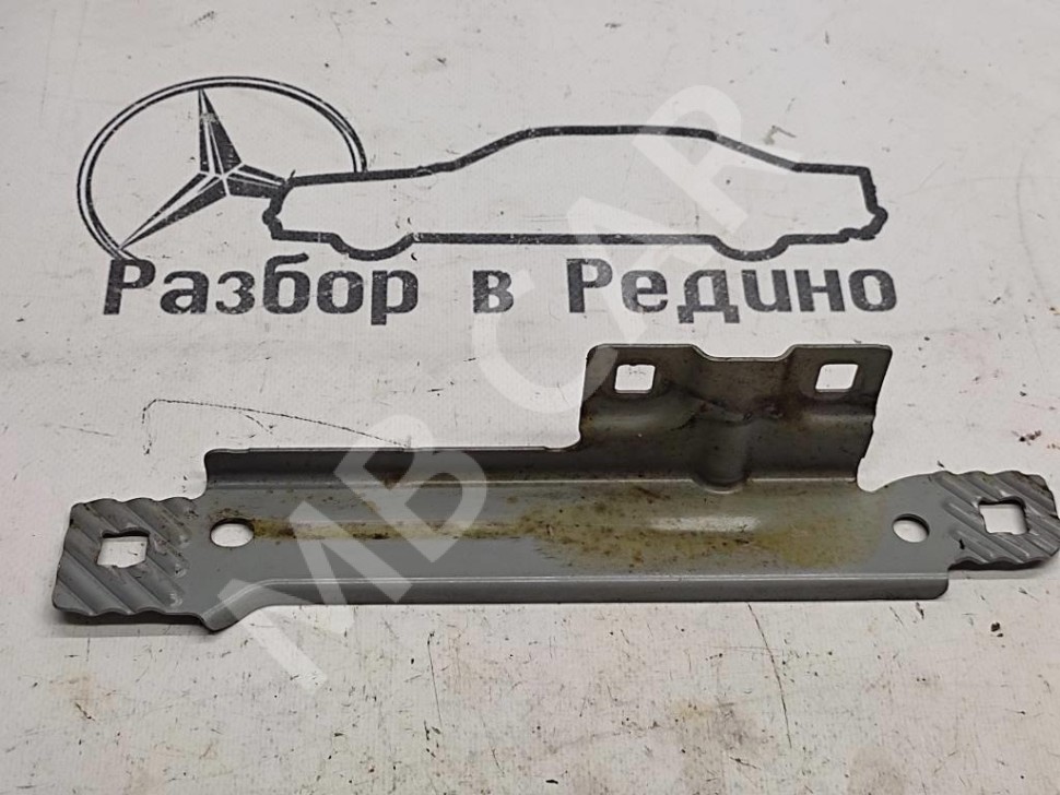 Кронштейн крепления крыла MERCEDES-BENZ S-класс W222/C217/A217 (2013 - 2017) фото 1 — Разборка Мерседес