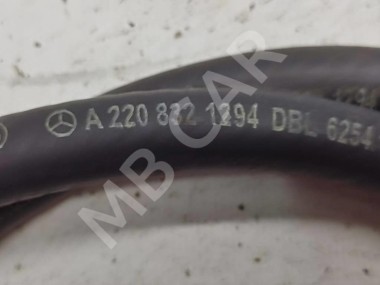 Шланг подогрева бачка омывателя MERCEDES-BENZ S-класс W220 рестайлинг (2002 - 2005) — Разборка Мерседес
