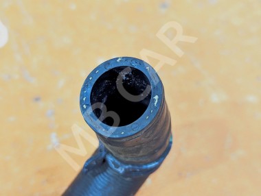 Патрубок ОЖ MERCEDES-BENZ GLE-класс W166 (2015 - 2018) — Разборка Мерседес