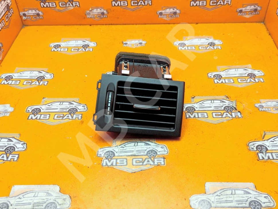 Воздуховод MERCEDES-BENZ C-класс W204/S204 (2006 - 2011) фото 1 &mdash; Разборка Мерседес