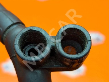 Трубка вентиляции картерных газов MERCEDES-BENZ S-класс W220 (1998 - 2005) — Разборка Мерседес