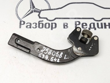 Ролик сдвижной двери MERCEDES-BENZ V-класс W639 (2003 - 2014) — Разборка Мерседес