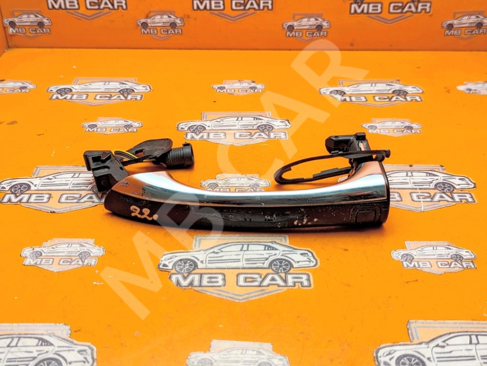 Ручка двери наружняя MERCEDES-BENZ S-класс W220 (1998 - 2005) фото 1 &mdash; Разборка Мерседес