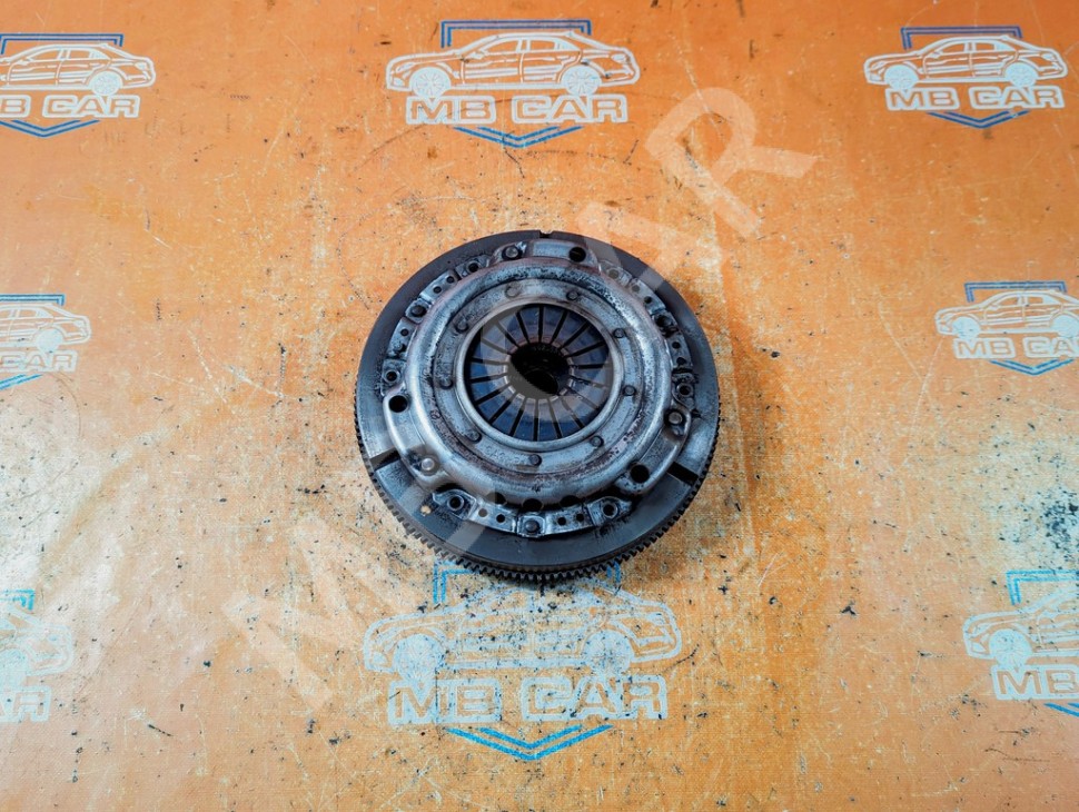 Маховик МКПП MERCEDES-BENZ C-класс W202/S202 рестайлинг (1997 - 2001) фото 1 &mdash; Разборка Мерседес