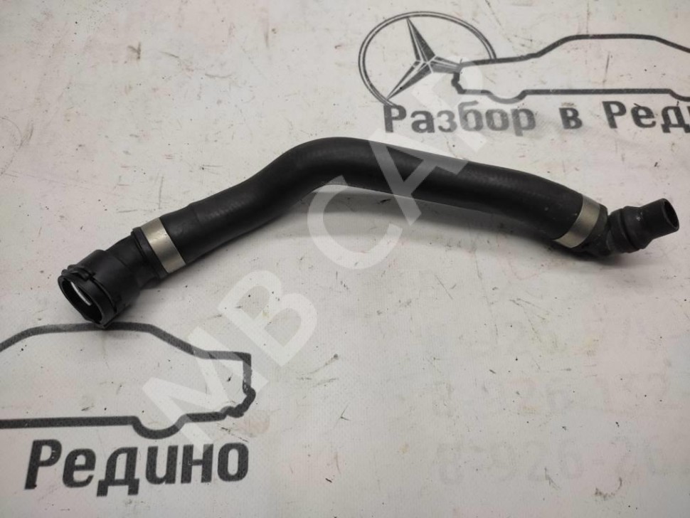 Патрубок ОЖ MERCEDES-BENZ CLS-класс C219 (2004 - 2008) фото 1 — Разборка Мерседес