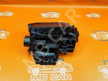 Корпус воздушного фильтра MERCEDES-BENZ C-класс W204/S204/С204 рестайлинг (2011 - 2015) — Разборка Мерседес