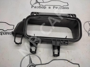 Воздухозаборник MERCEDES-BENZ E-класс W211/S211 (2002 - 2006) — Разборка Мерседес