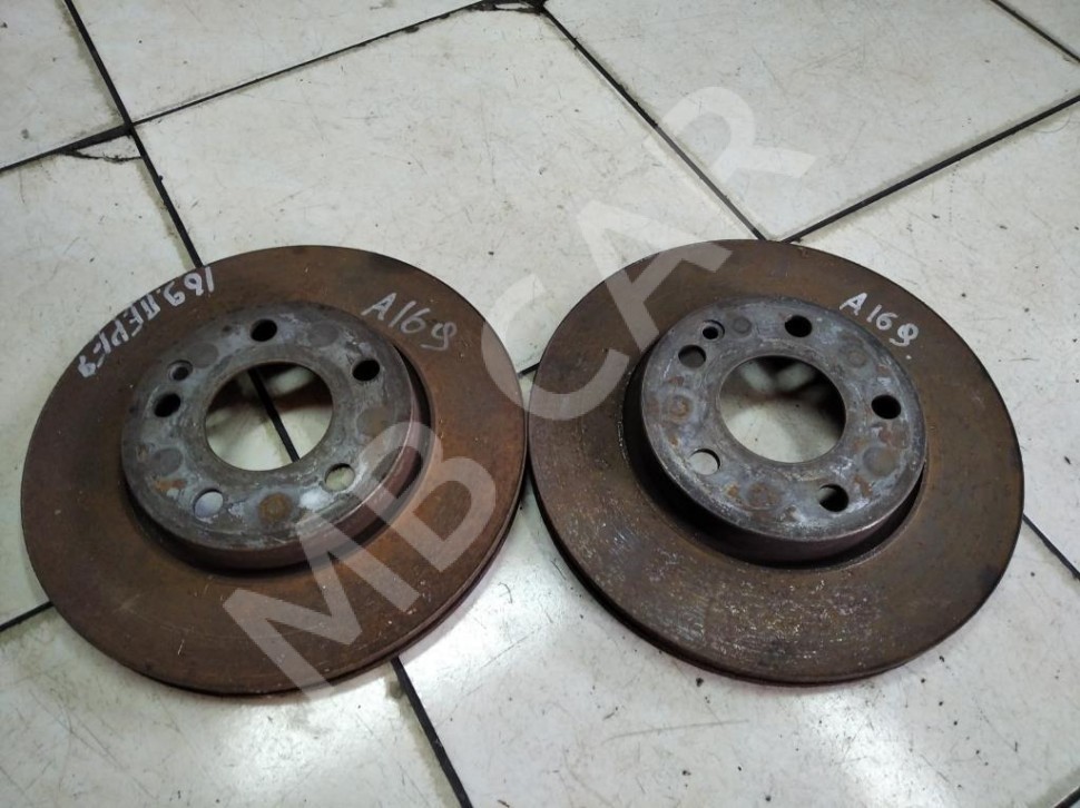Диски тормозные перед MERCEDES-BENZ A-класс W169 (2004 - 2008) фото 1 — Разборка Мерседес
