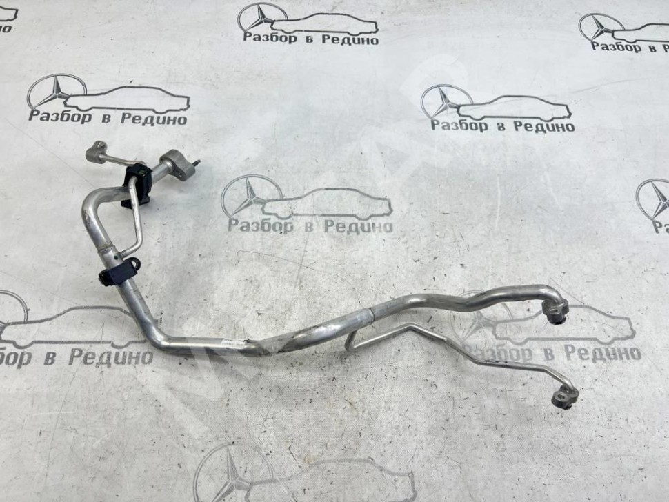 Трубка кондиционера MERCEDES-BENZ A-класс W176 (2012 - 2015) фото 1 — Разборка Мерседес