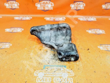 Бачок омывателя MERCEDES-BENZ E-класс W124/S124/C124/A124 (1984 - 1997) — Разборка Мерседес