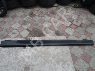 Порог пластиковый левый MERCEDES-BENZ E-класс W212/S212/C207/A207 (2009 - 2013) — Разборка Мерседес