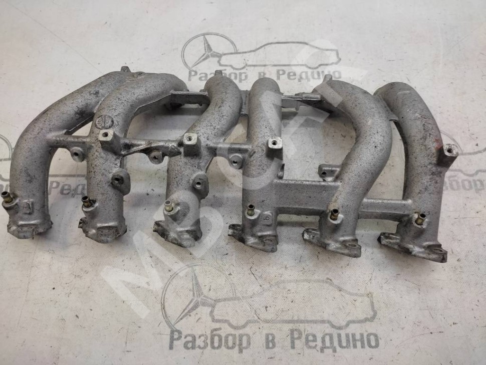 Коллектор впускной MERCEDES-BENZ W124 W124/S124/C124/A124 (1984 - 1993) фото 1 — Разборка Мерседес
