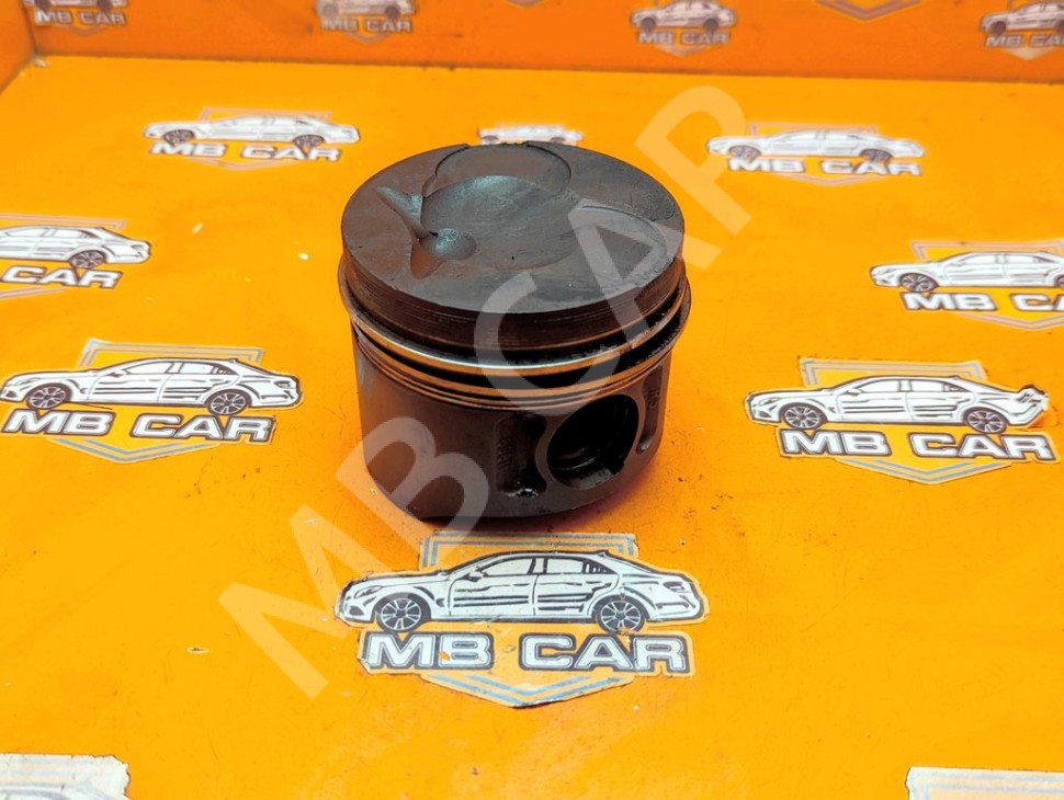 Поршень дизель MERCEDES-BENZ Vito W638 (1996 - 2003) фото 1 &mdash; Разборка Мерседес