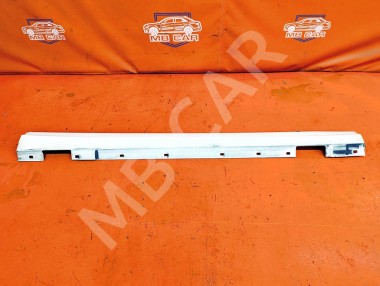 Порог пластиковый правый MERCEDES-BENZ C-класс W204/S204 (2006 - 2011) — Разборка Мерседес