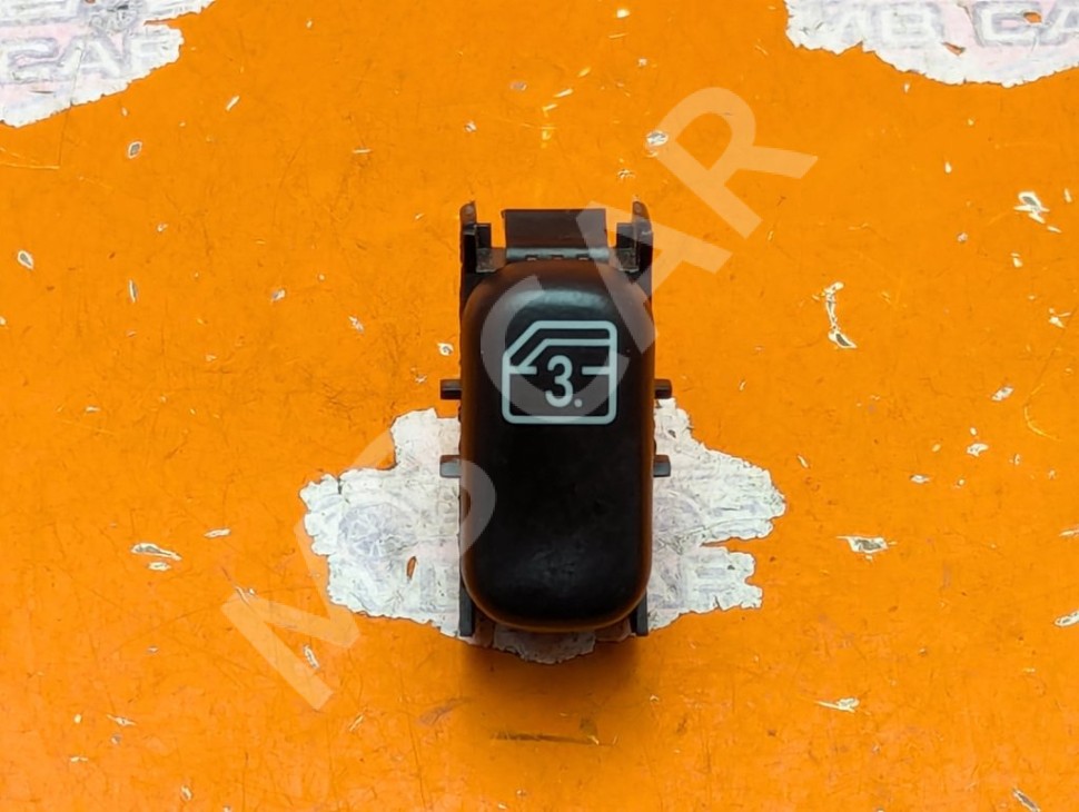 Кнопка стеклоподъемников MERCEDES-BENZ M-класс W163 рестайлинг (2001 - 2005) фото 1 &mdash; Разборка Мерседес