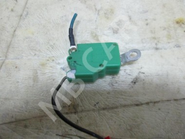 Усилитель антенны MERCEDES-BENZ S-класс W220 рестайлинг (2002 - 2005) — Разборка Мерседес