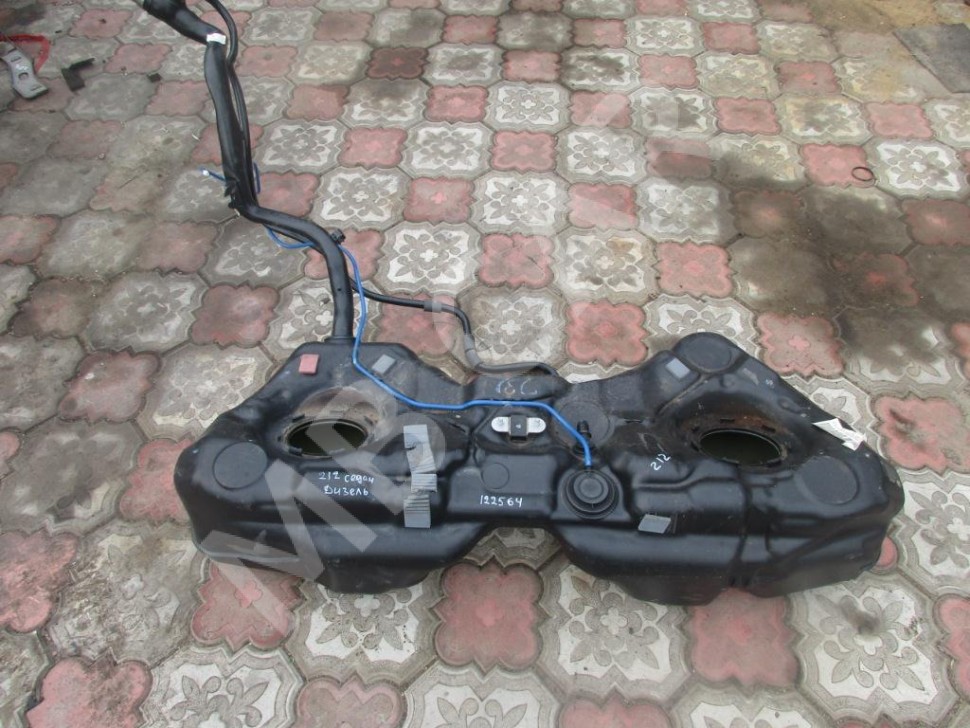 Бак топливный MERCEDES-BENZ E-класс W212/S212/C207/A207 (2009 - 2013) фото 1 — Разборка Мерседес