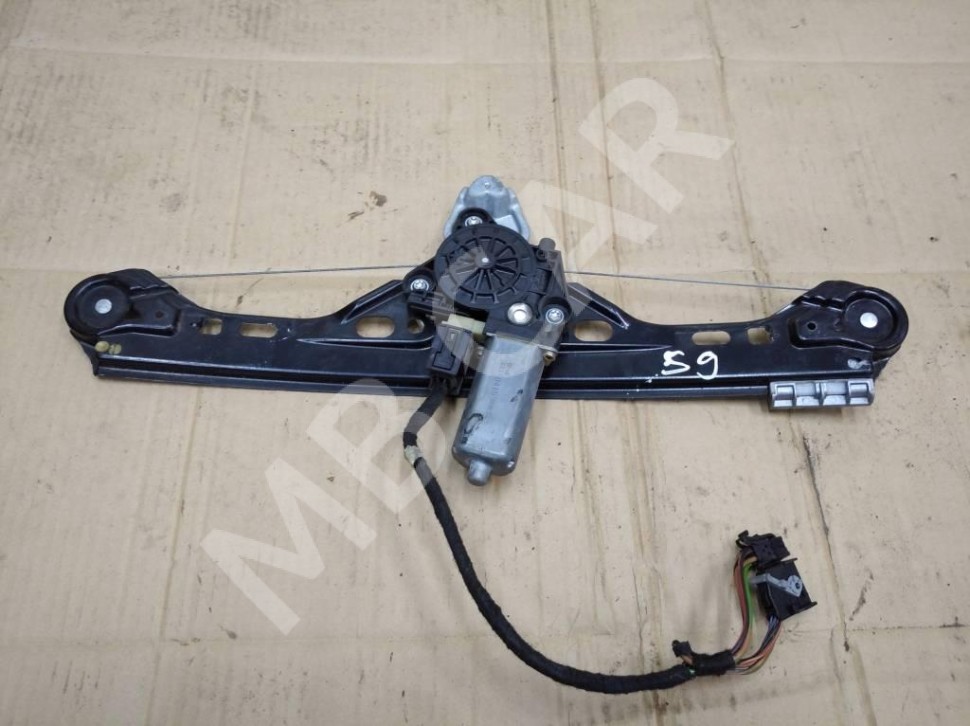 Стеклоподъемник задний правый MERCEDES-BENZ C-класс W203/S203/CL203 (2000 - 2004) фото 1 — Разборка Мерседес