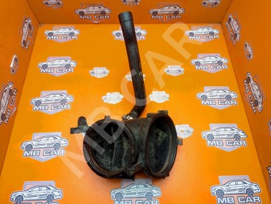 Патрубок воздушный MERCEDES-BENZ C-класс W204/S204 (2006 - 2011) — Разборка Мерседес