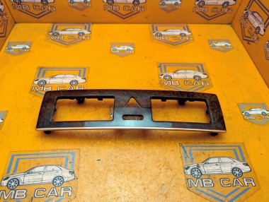 Накладка торпеды MERCEDES-BENZ C-класс W203/S203/CL203 рестайлинг (2004 - 2008) C 220 CDI 2.2 AT (150 л.с.) &mdash; Разборка Мерседес
