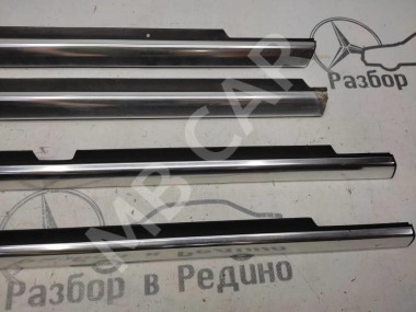 Молдинг стекла двери MERCEDES-BENZ R-класс W251 (2005 - 2007) — Разборка Мерседес