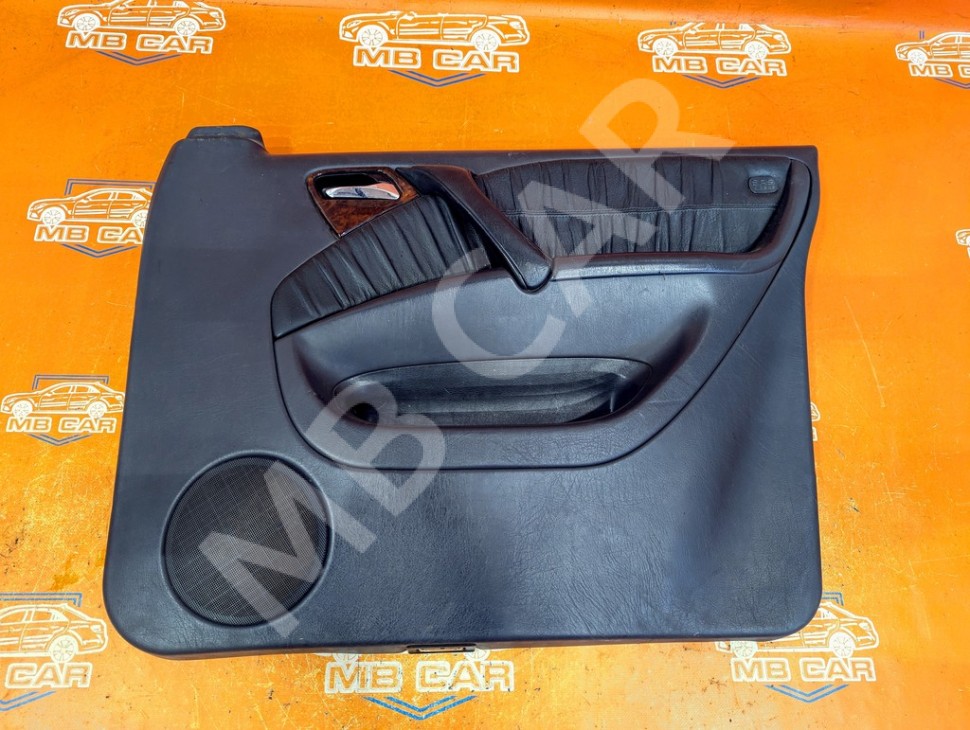 Карта двери передняя правая MERCEDES-BENZ M-класс W163 рестайлинг (2001 - 2005) фото 1 &mdash; Разборка Мерседес