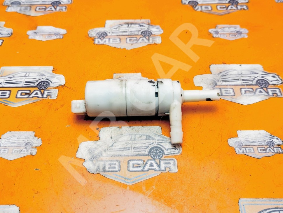 Насос омывателей MERCEDES-BENZ CLK-класс C208/A208 (1997 - 2000) фото 1 &mdash; Разборка Мерседес